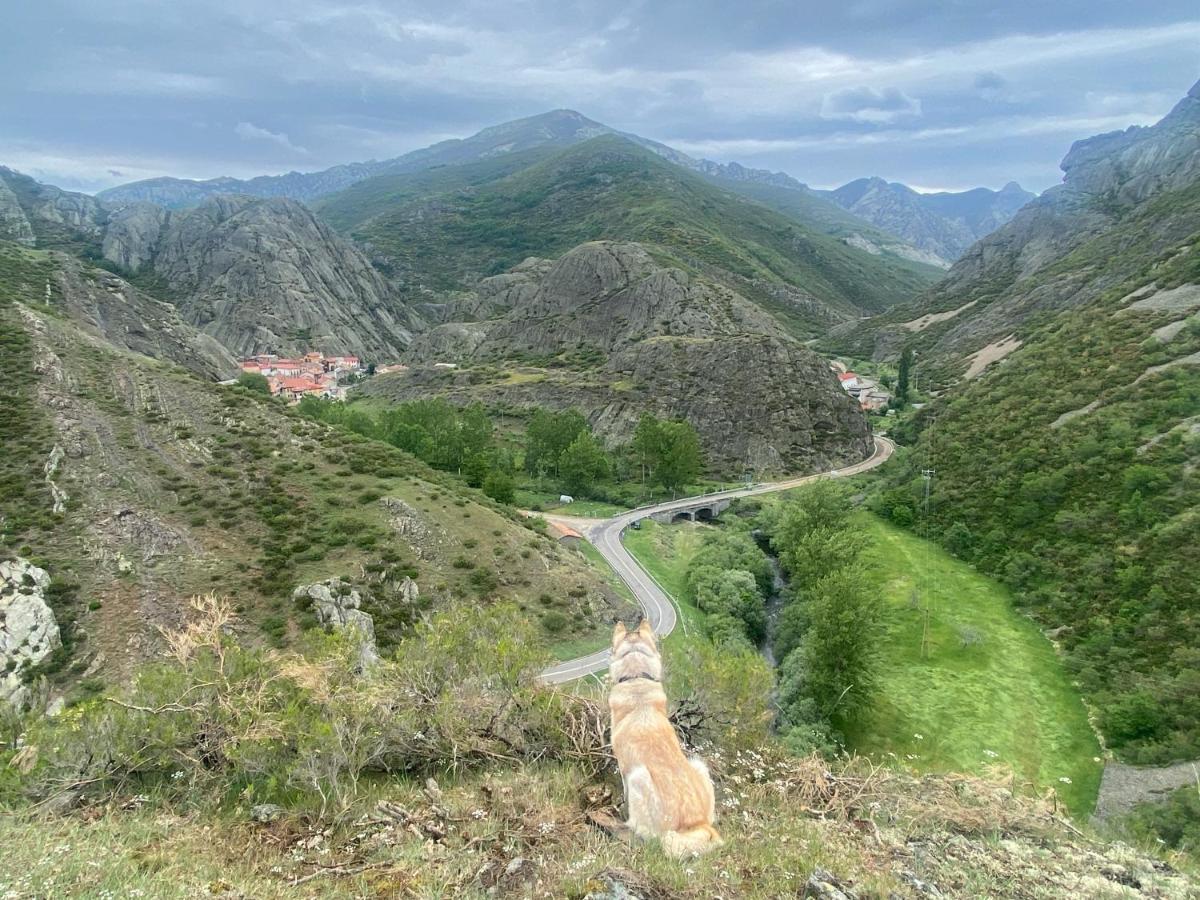 El Invernal De Picos Portilla de la Reina Exterior foto