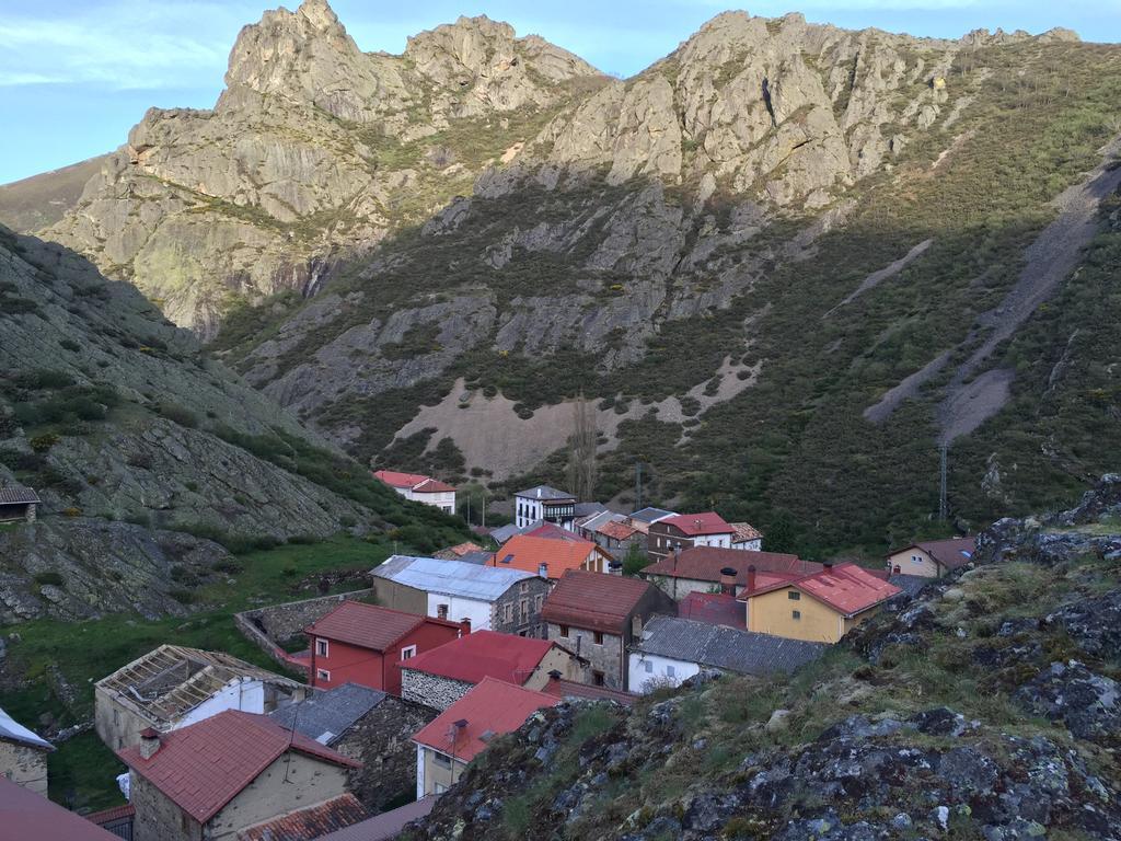 El Invernal De Picos Portilla de la Reina Exterior foto